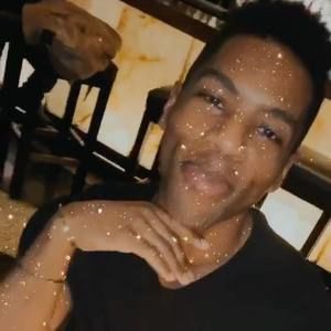 Meet your Posher, Cal